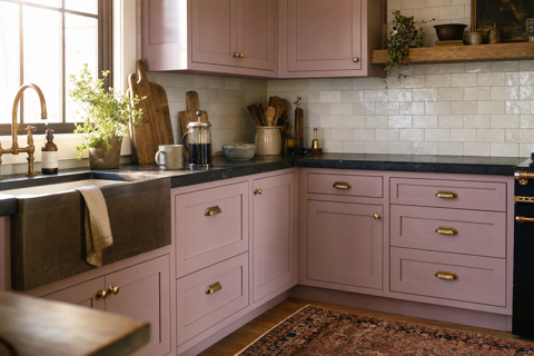 Bedroom Plum by Valspar