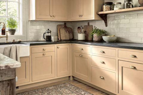 Bar by Benjamin Moore