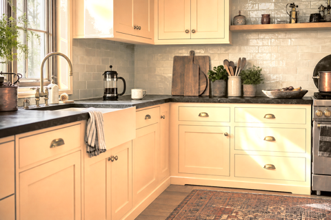 Crisp by Benjamin Moore