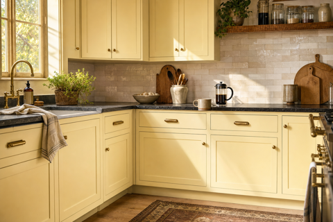 Citronée by Benjamin Moore