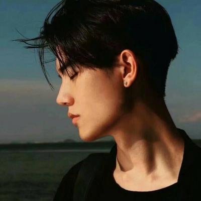 wngu186653 : anguo W